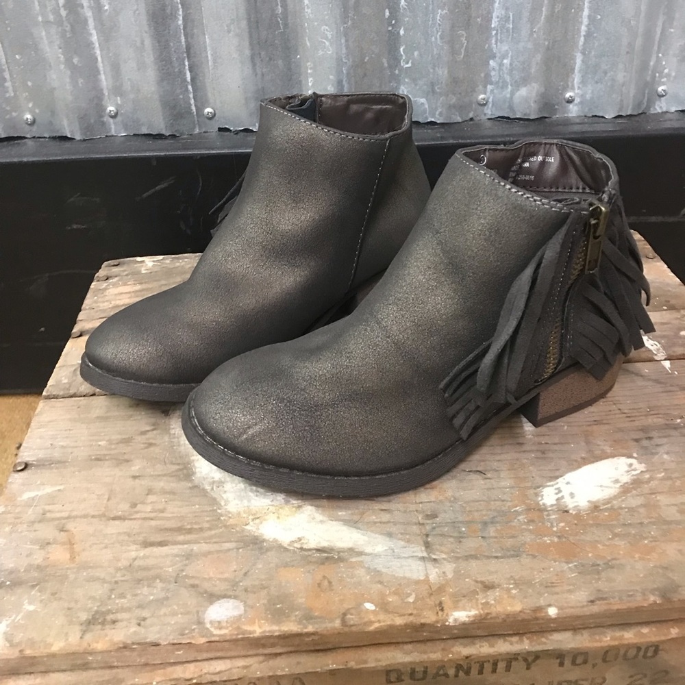 Little girls Steve Madden Booties